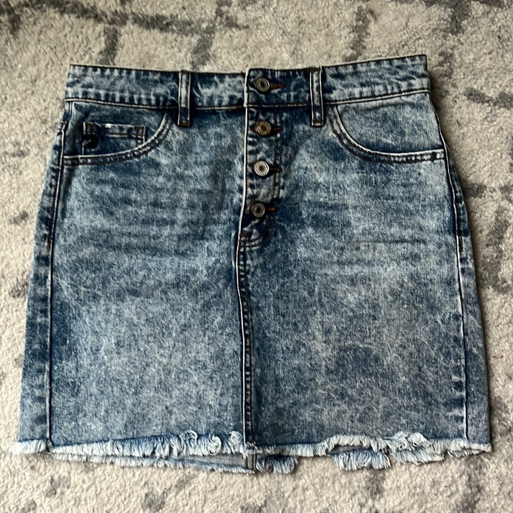 KanCan skirt